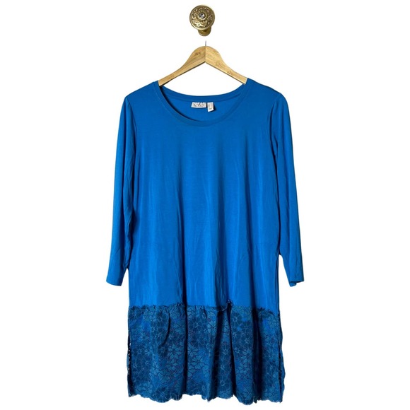 LOGO by Lori Goldstein Tops - LOGO by Lori Goldstein Rayon 230 3/4 Sleeve Top with Lace Hem Lakeside Blue S